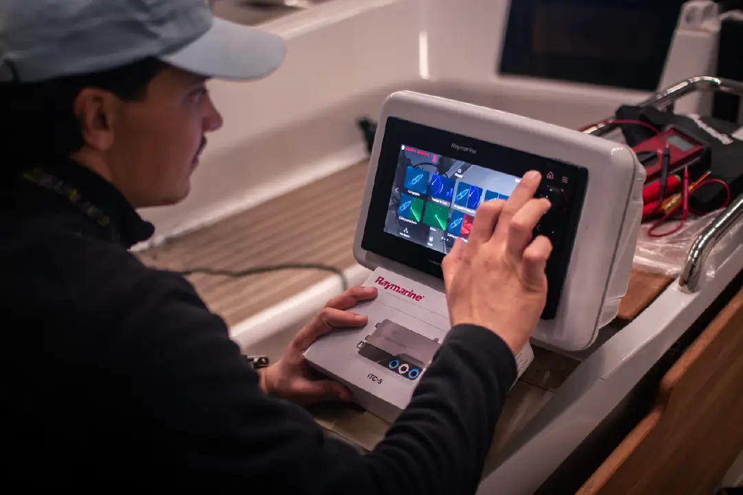 Atelier du Port est spécialiste en électronique pour les bateaux